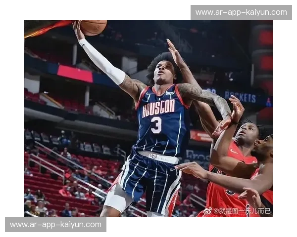 永不熄灭的玫瑰：2015开拓者与火箭的史诗对决，当英雄的泪水闪耀赛场